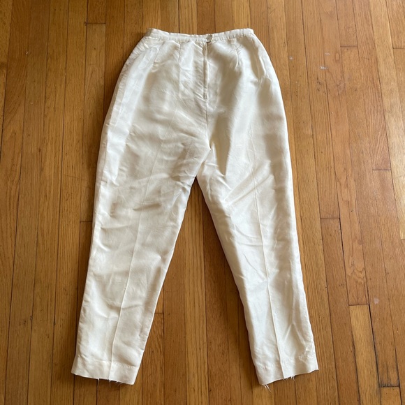 SOLD | 60s Cream Raw Silk Cigarette Skinny pants. - Picture 4 of 9